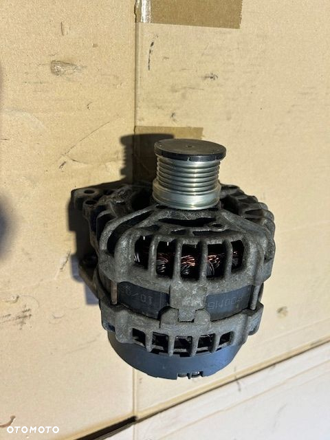 VW TRANSPORTER T5 T6 T6.1 2.0 TDI ALTERNATOR 04L903023T - 2