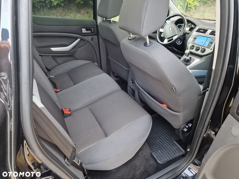 Ford Kuga 2.0 TDCi 4x4 Titanium - 18
