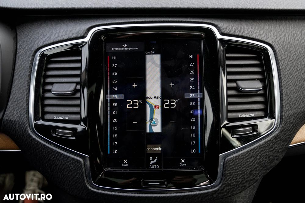 Volvo XC 90 T8 AWD Twin Engine Geartronic Inscription - 32