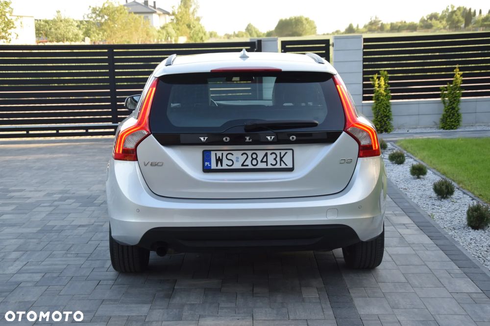 Volvo V60 D3 Momentum - 15