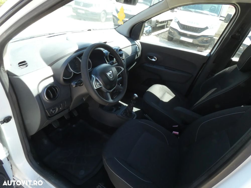 Dacia Lodgy 1.5 dCi Laureate - 14