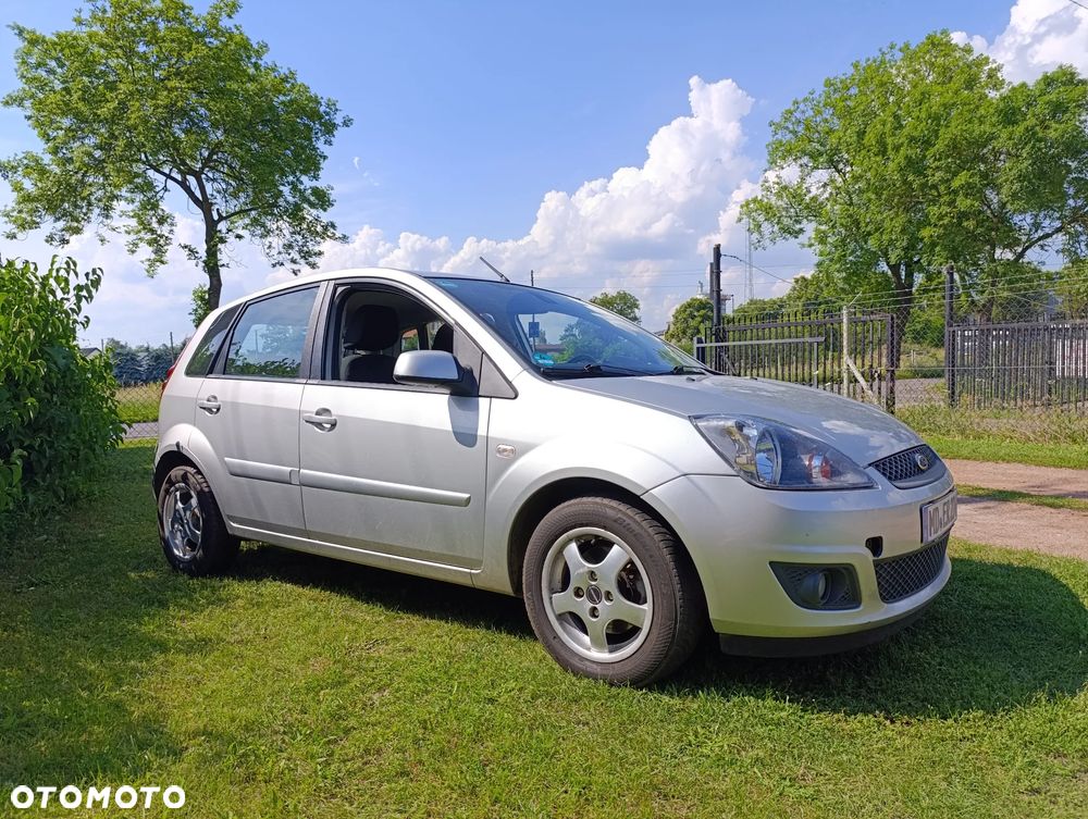 Ford Fiesta 1.4 TDCi Ghia - 2