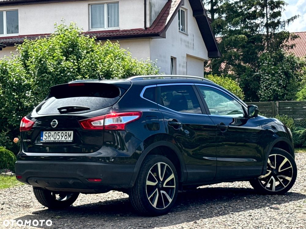 Nissan Qashqai 1.6 DIG-T Tekna - 4