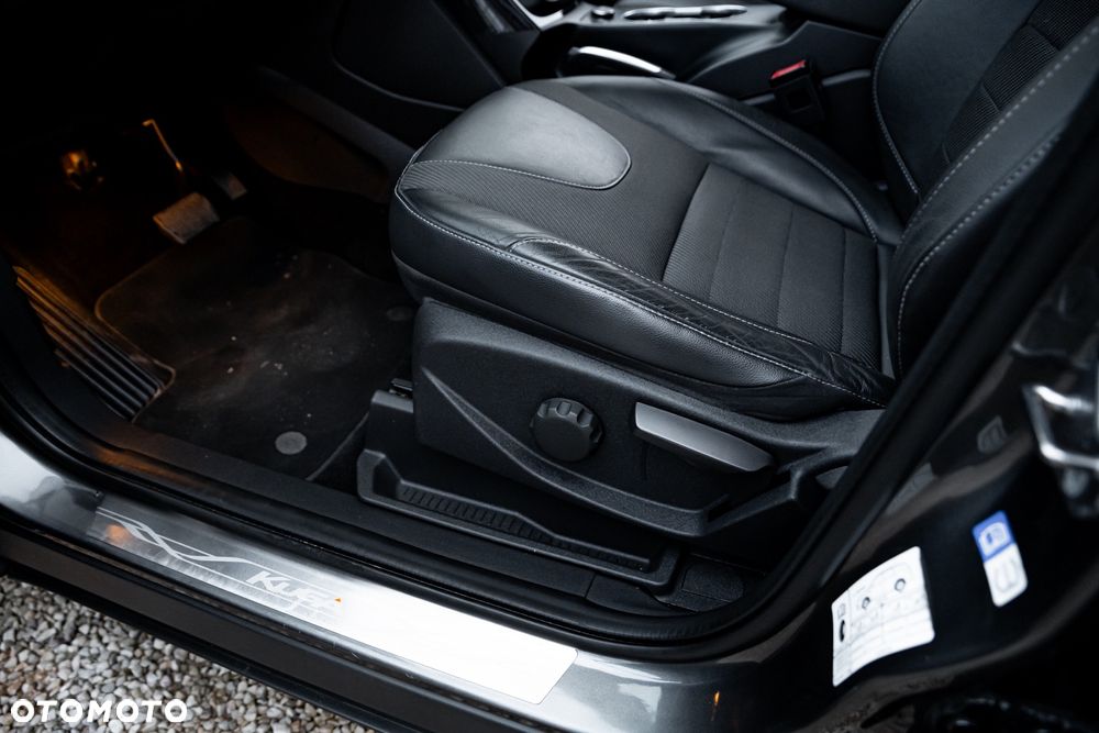 Ford Kuga - 17