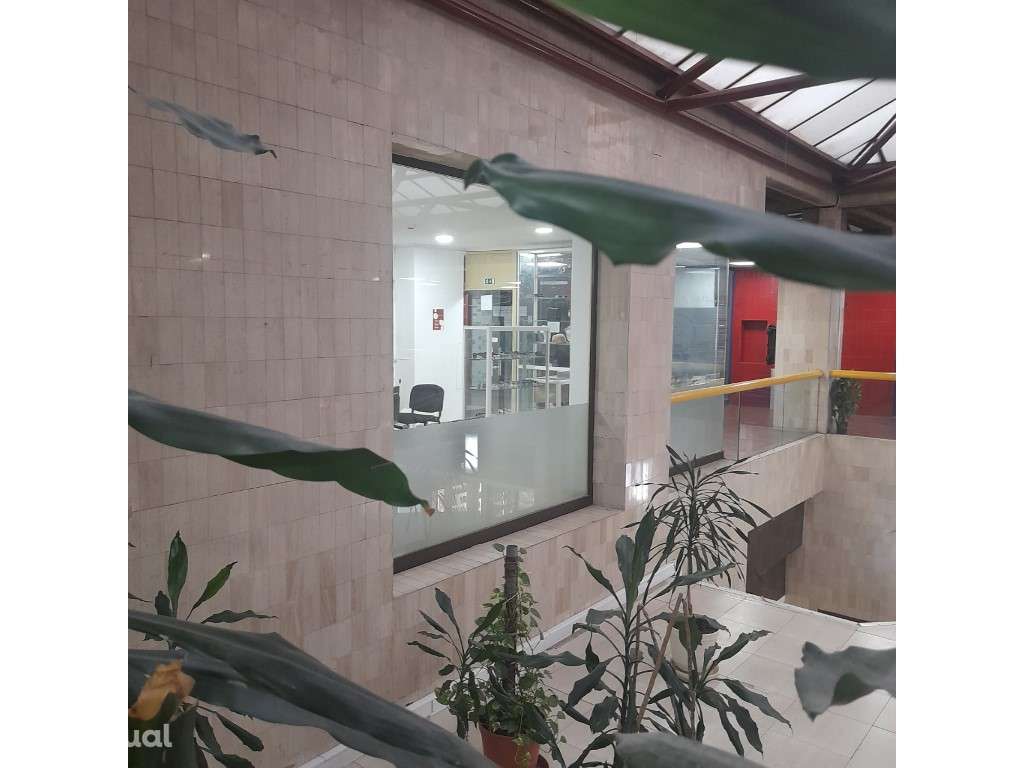 Loja para venda no Lumiar, Lisboa - Grande imagem: 2/2