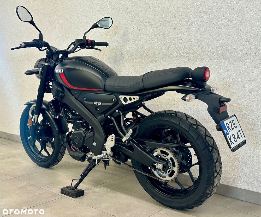 Yamaha XSR - 3