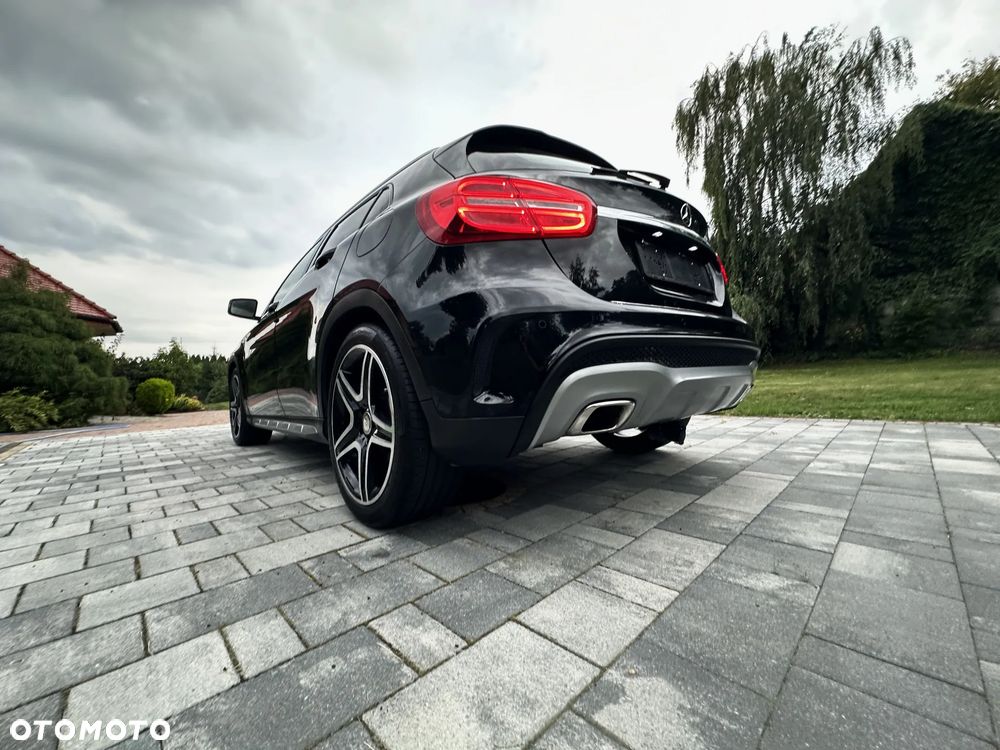 Mercedes-Benz GLA 200 AMG Line - 20