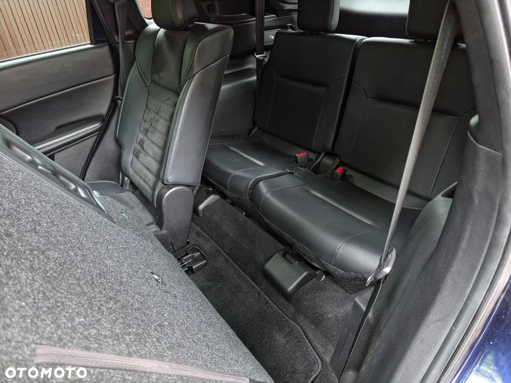 Mitsubishi Outlander - 23