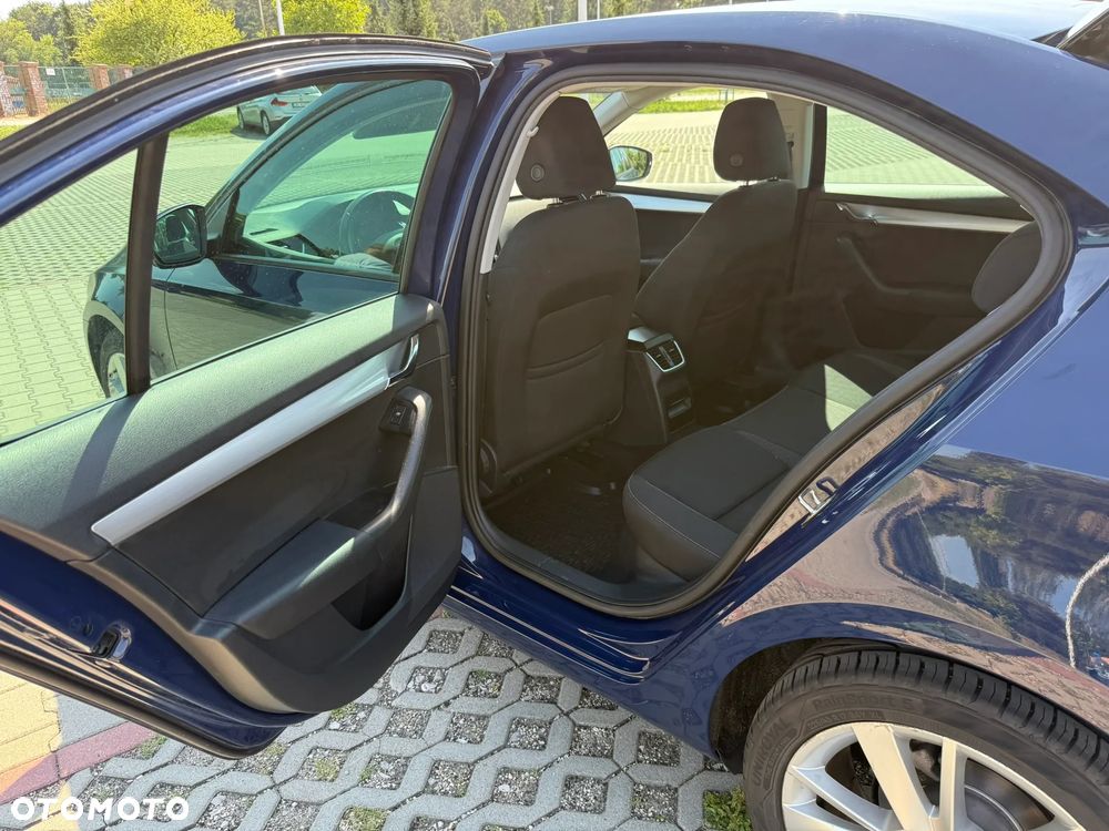 Skoda Octavia 1.6 TDI SCR Ambition DSG - 12