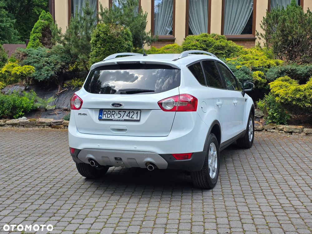 Ford Kuga - 36