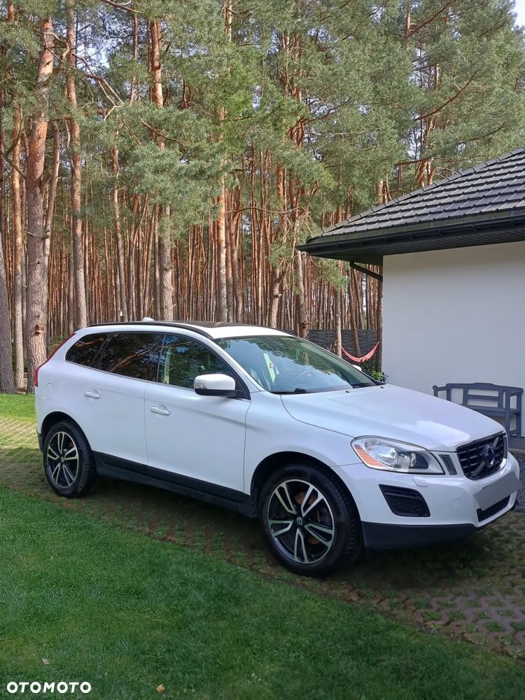 Volvo XC 60 - 1