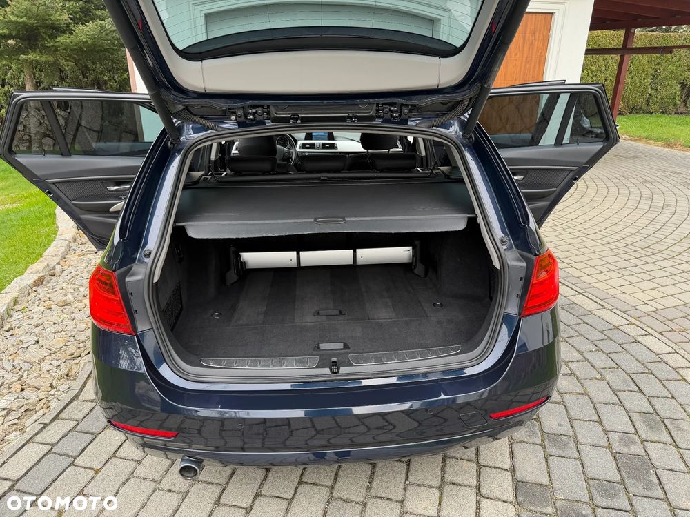 BMW Seria 3 318d DPF - 13