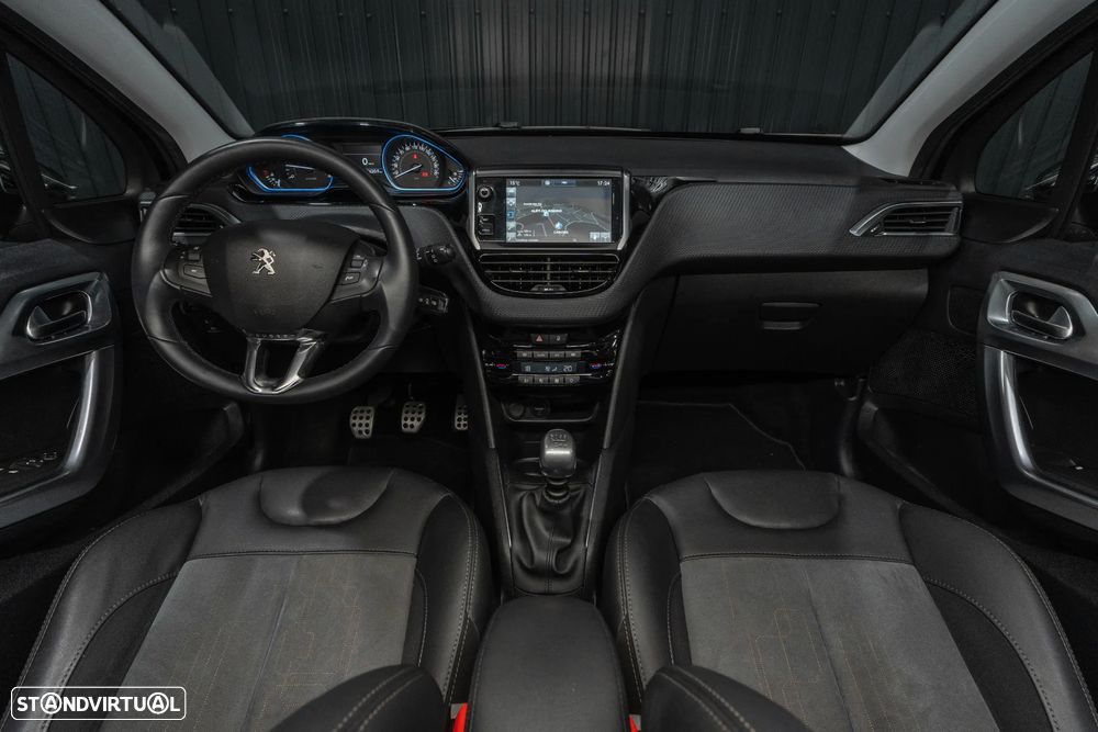 Peugeot 208 1.6 BlueHDi GT Line - 6