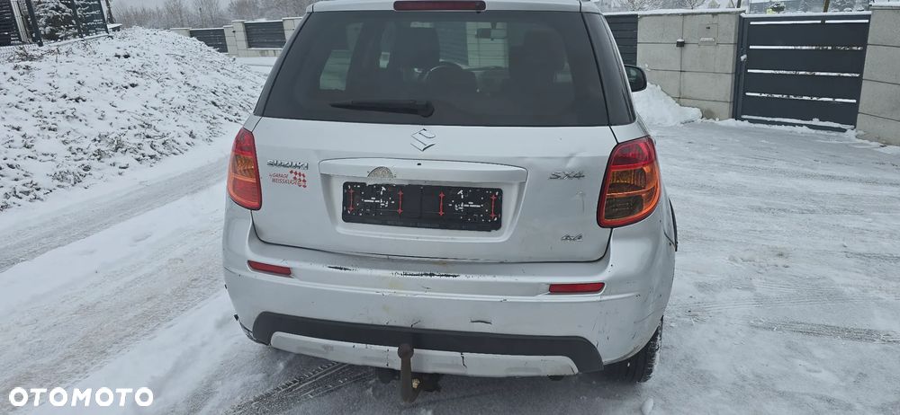 Suzuki SX4 2.0 DDiS 4x4 Style - 14