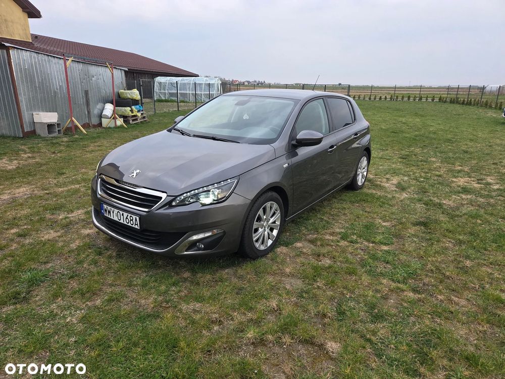 Peugeot 308 - 1