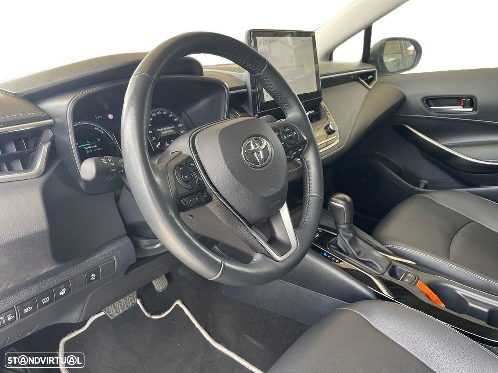 Toyota Corolla - 13