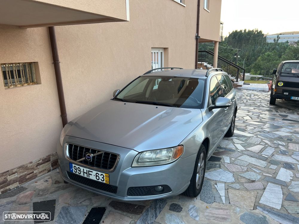 Volvo V70 2.0 D Momentum - 3