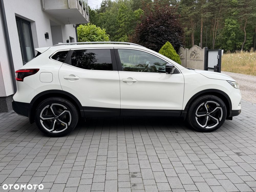 Nissan Qashqai 1.6 DIG-T Tekna+ - 19