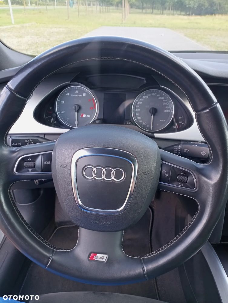 Audi S4 Limousine 3.0 TFSI Quattro - 30