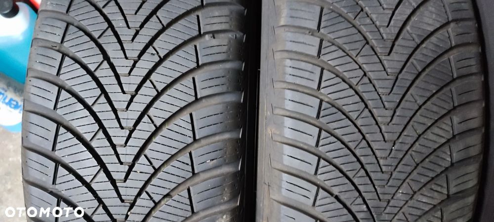 Opony Całoroczne Kumho Solus 4S 235/60/18 107V 2024-25r 4x7mm Bdb. Idealne !! Starogard Gdański - 2