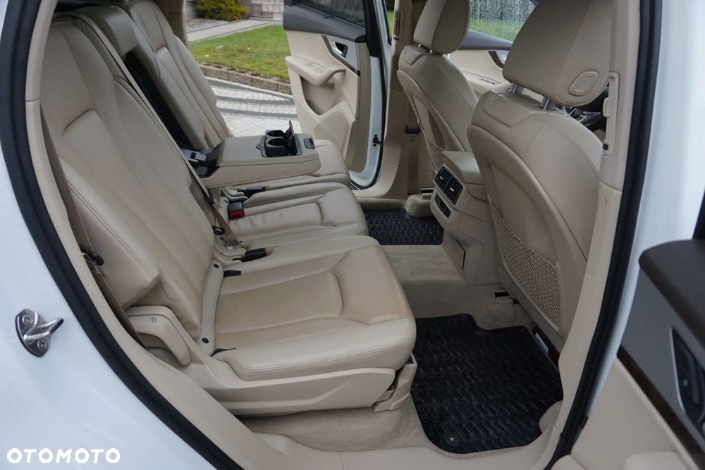 Audi Q7 - 31