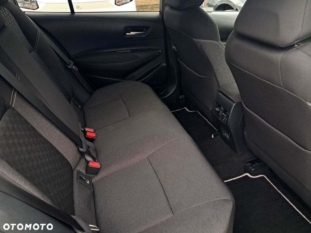 Toyota Corolla 1.8 Hybrid Style - 11