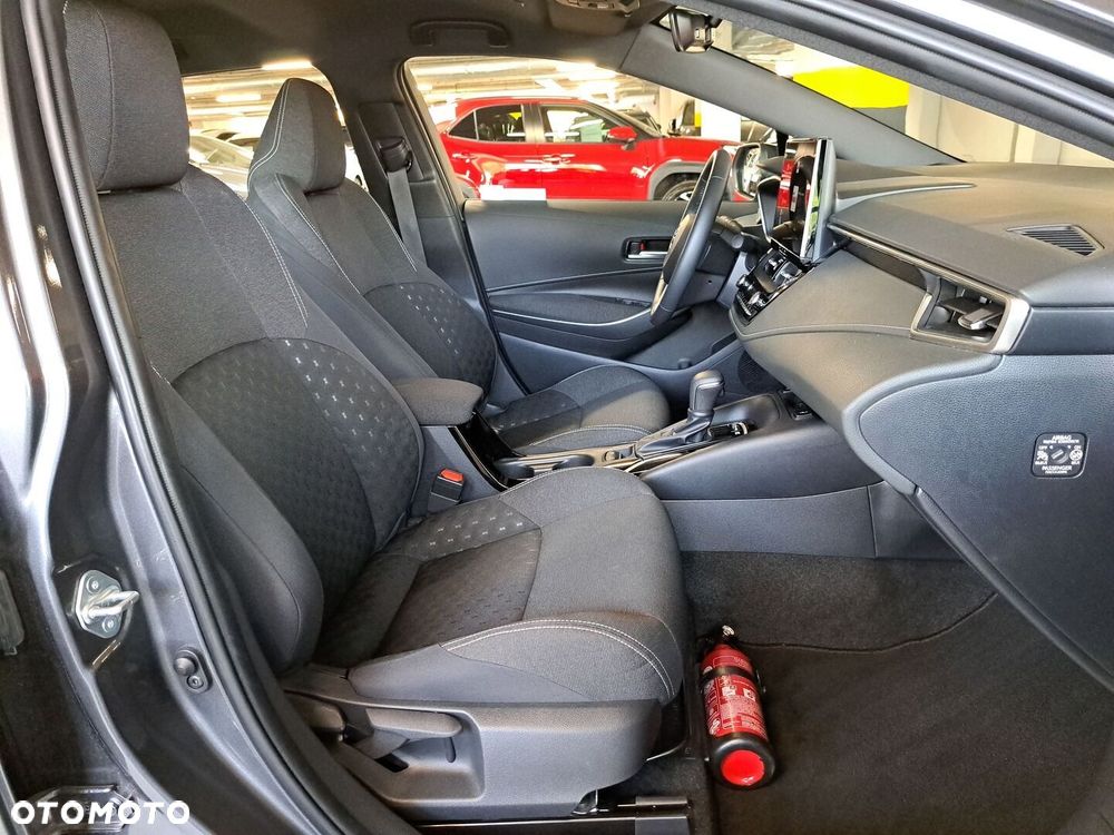 Toyota Corolla 1.8 Hybrid Comfort - 16