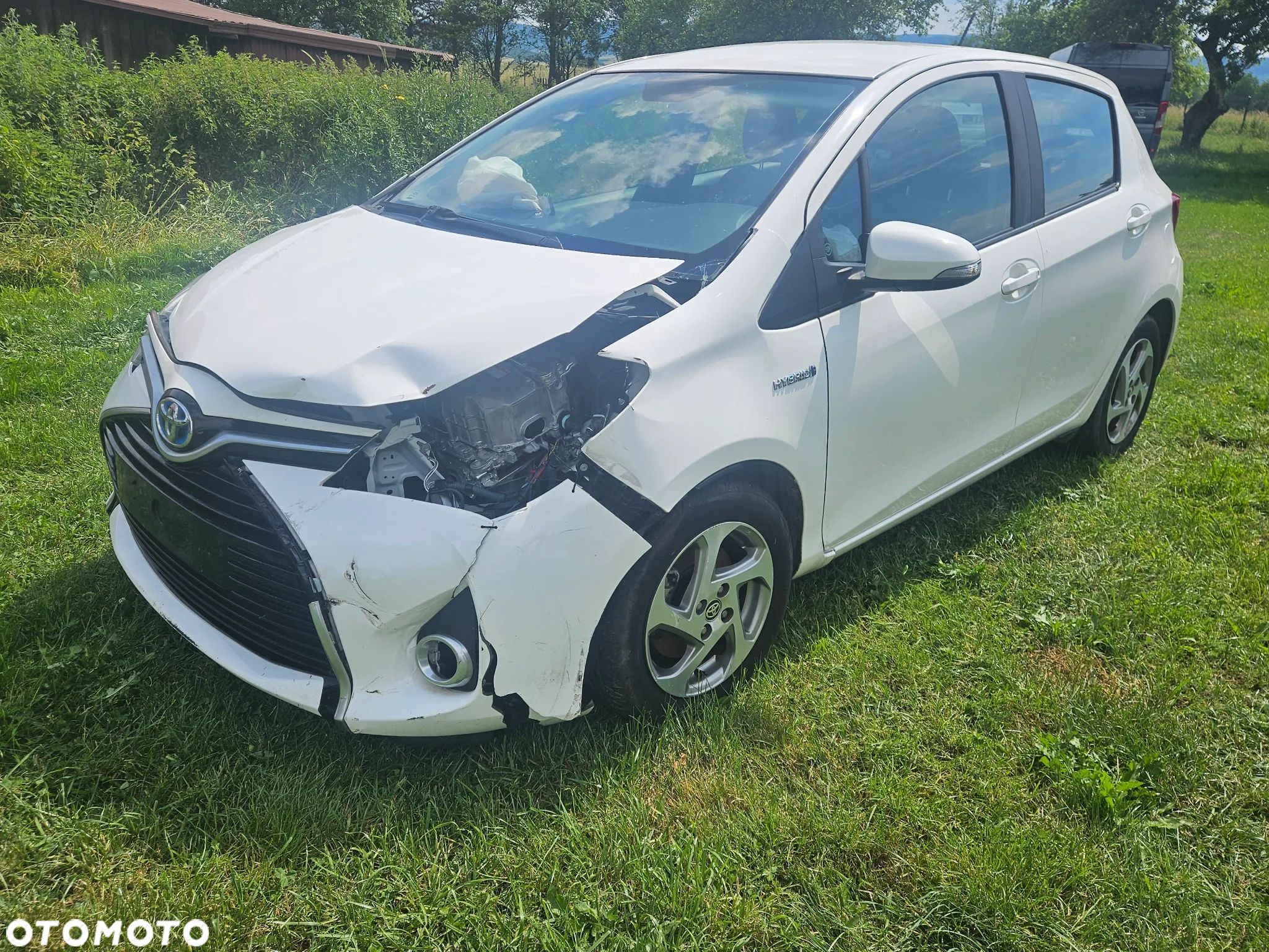 Toyota Yaris Hybrid 1.5 VVT-i Comfort - 1