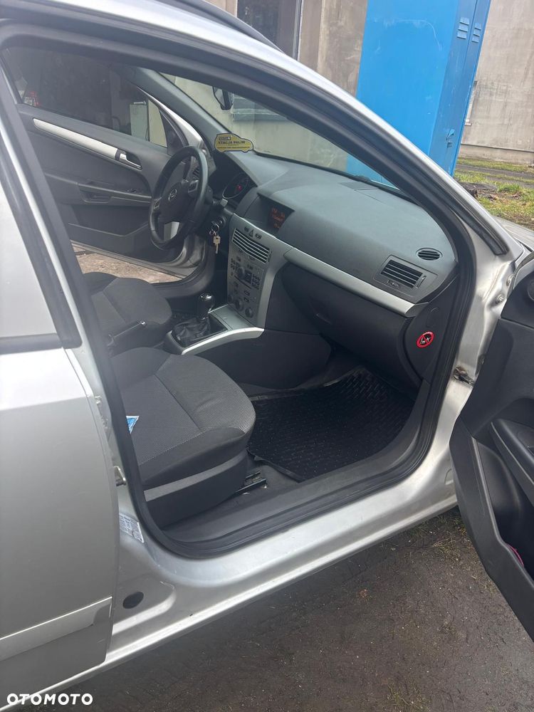 Opel Astra 1.7 CDTI - 7