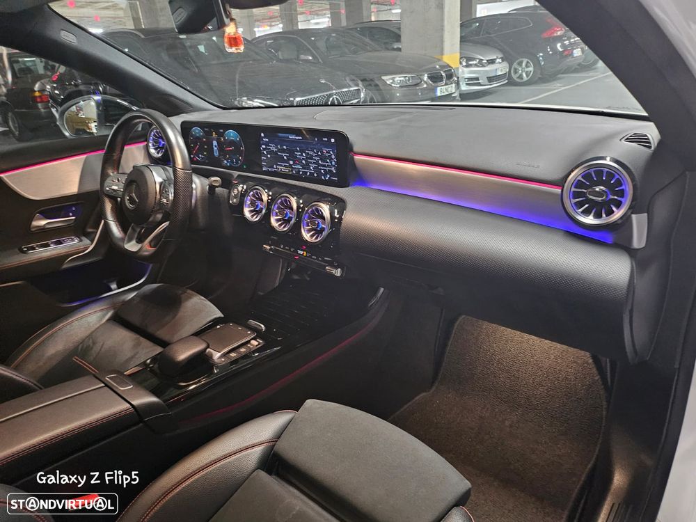 Mercedes-Benz A 180 d AMG Line Aut. - 22