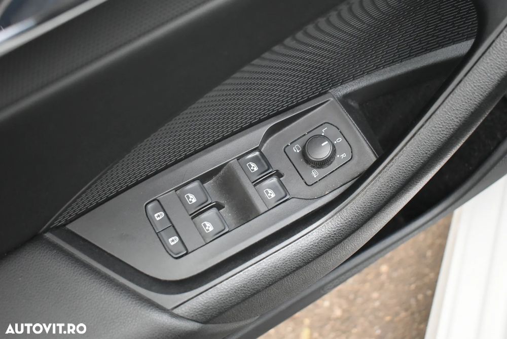 Skoda Octavia 2.0 TDI DSG 4X4 Style - 12