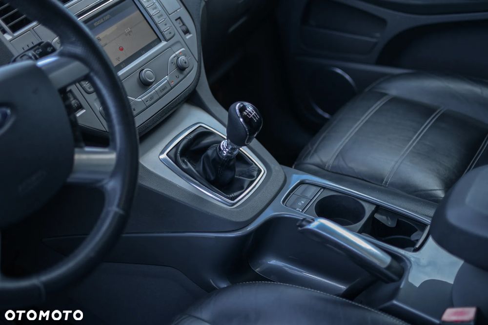 Ford Kuga 2.0 TDCi Titanium - 9