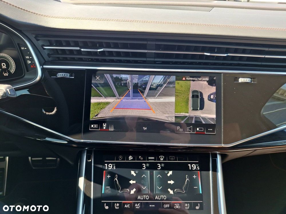 Audi Q7 - 36