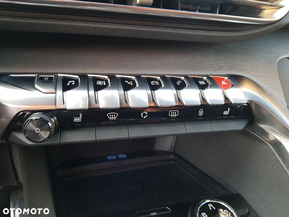 Peugeot 5008 2.0 BlueHDI GT S&S EAT8 - 21