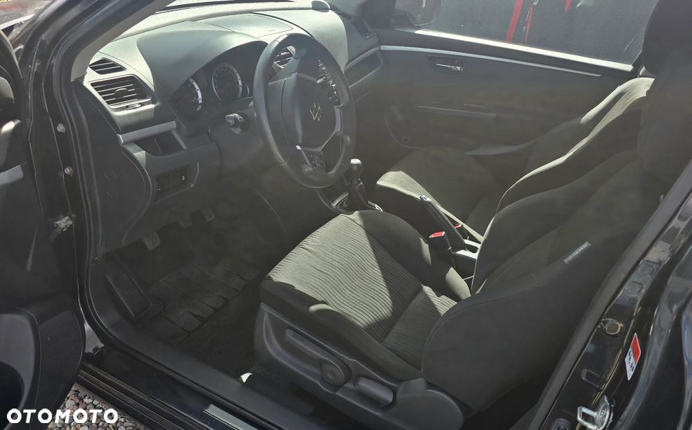 Suzuki Swift 1.2 BlackWhite - 15