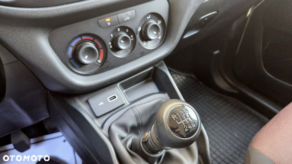 Fiat Doblo - 23