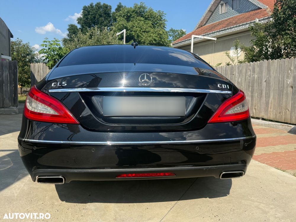 Mercedes-Benz CLS - 11