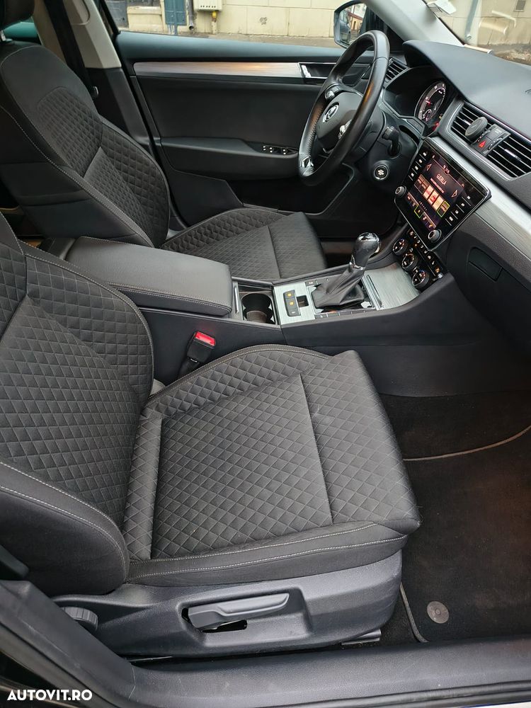 Skoda Superb 2.0 TDI DSG Ambition - 10