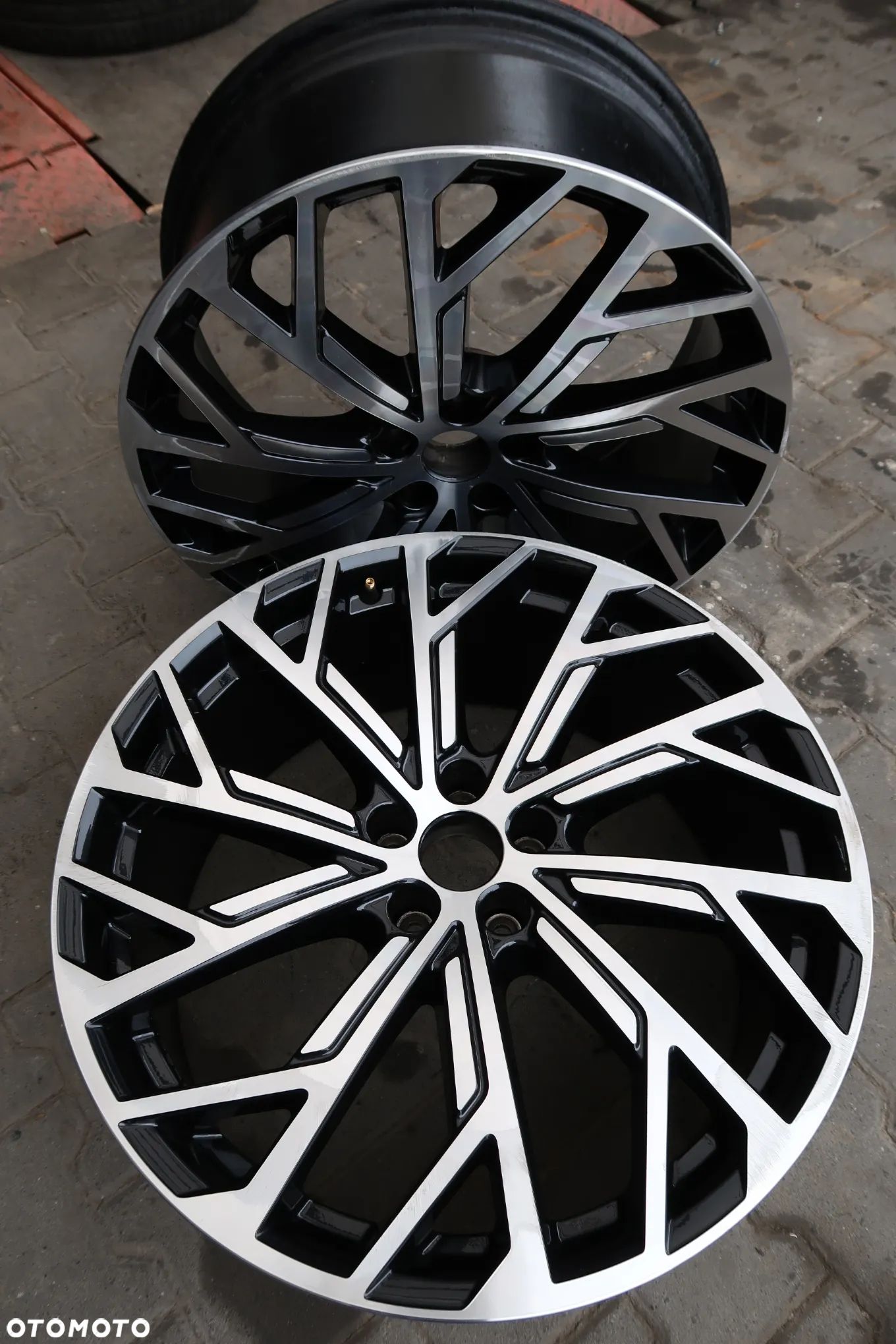 311 Felga Aluminiowa Audi A8 4N0601025Af 9x21et37 - 1