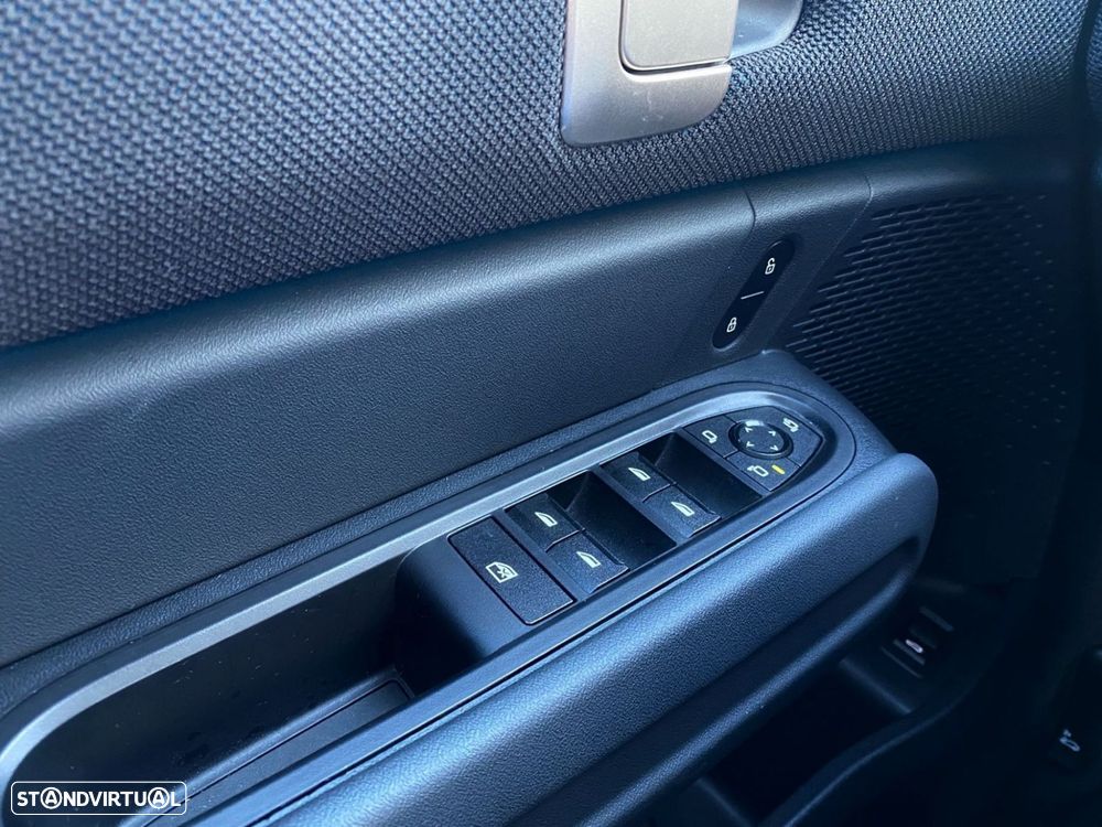 MINI Countryman D Classic M - 16