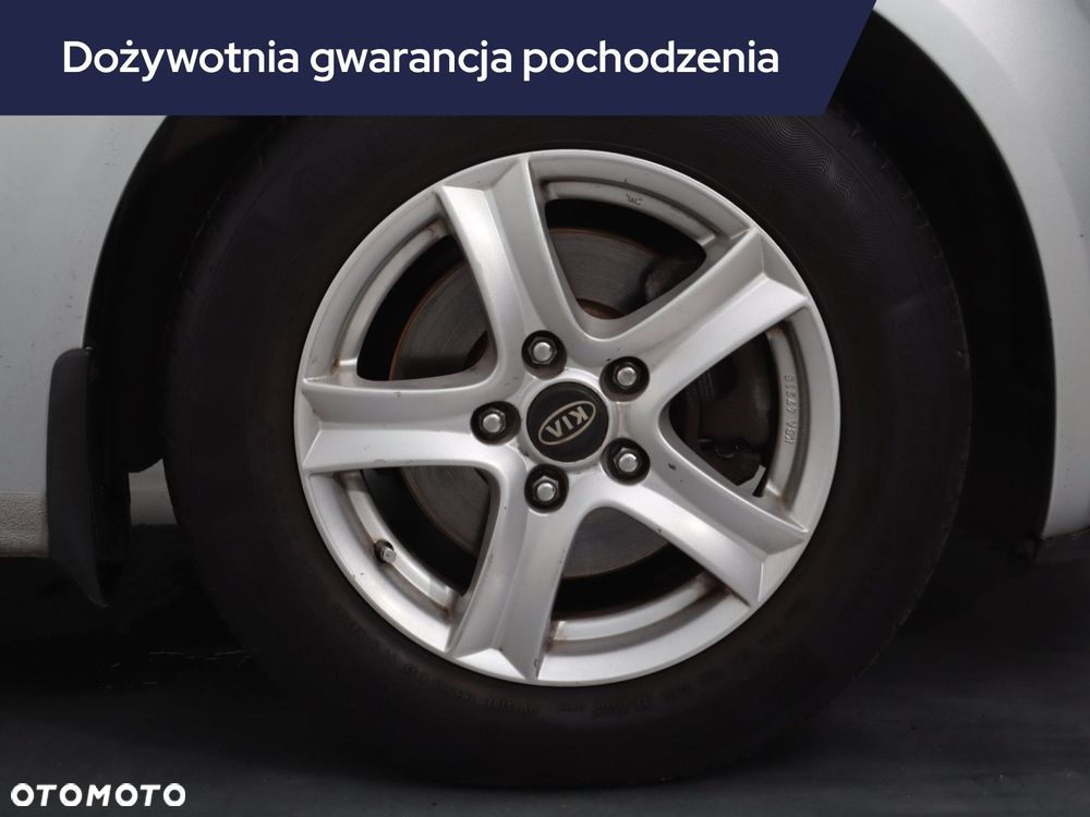 Kia Venga - 17