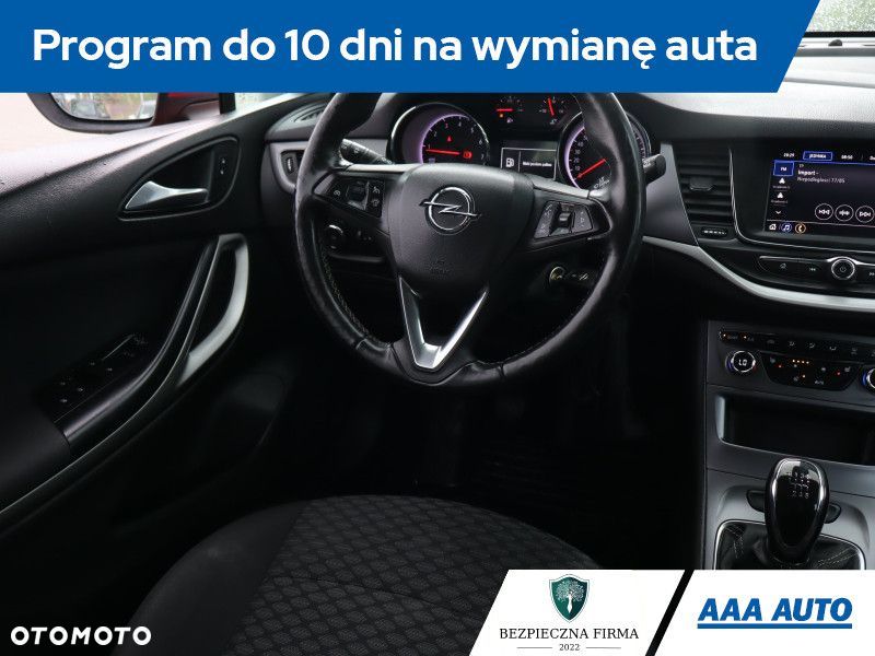 Opel Astra - 9
