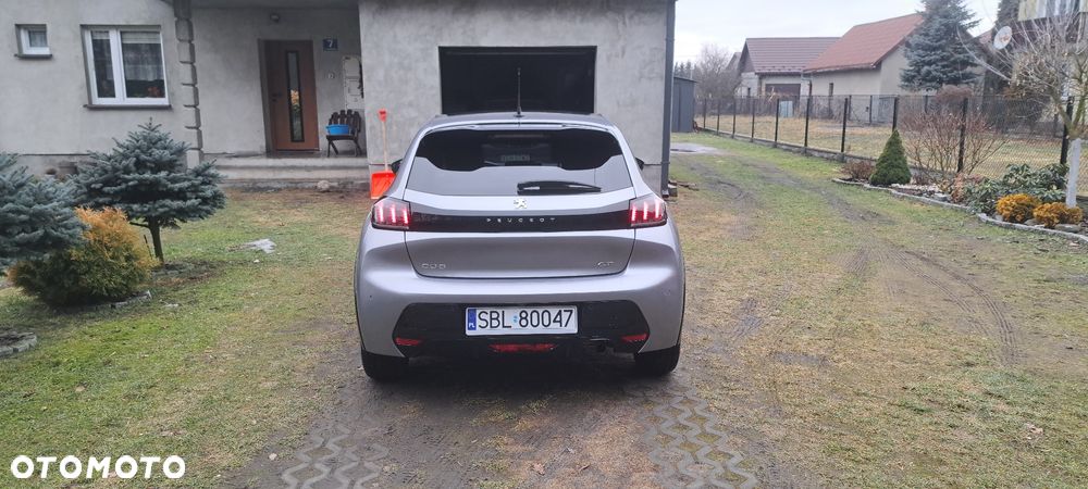 Peugeot 208 - 16