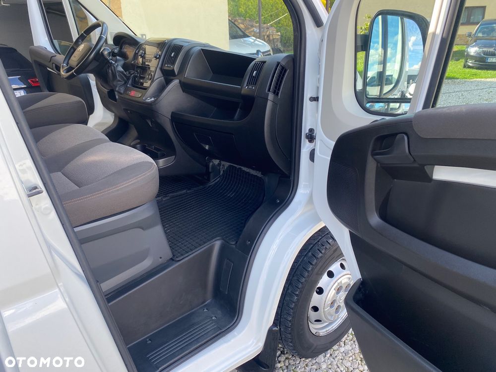 Peugeot BOXER L3H2, brygadowy, 6-osobowy, zakupiony w salonie w Rzeszowie, bezwypadkowy - 22