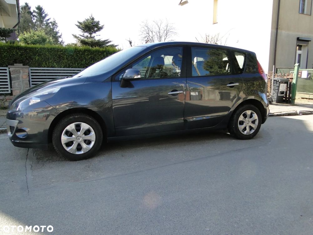 Renault Scenic 1.6 16V Expression - 1