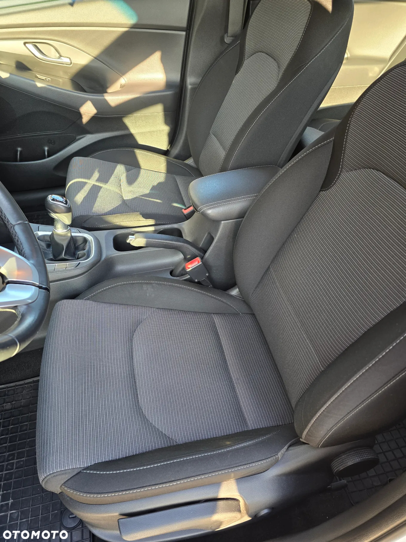 Hyundai i30 1.4 Classic + - 12