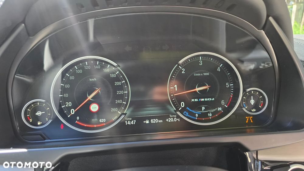 BMW X6M - 26