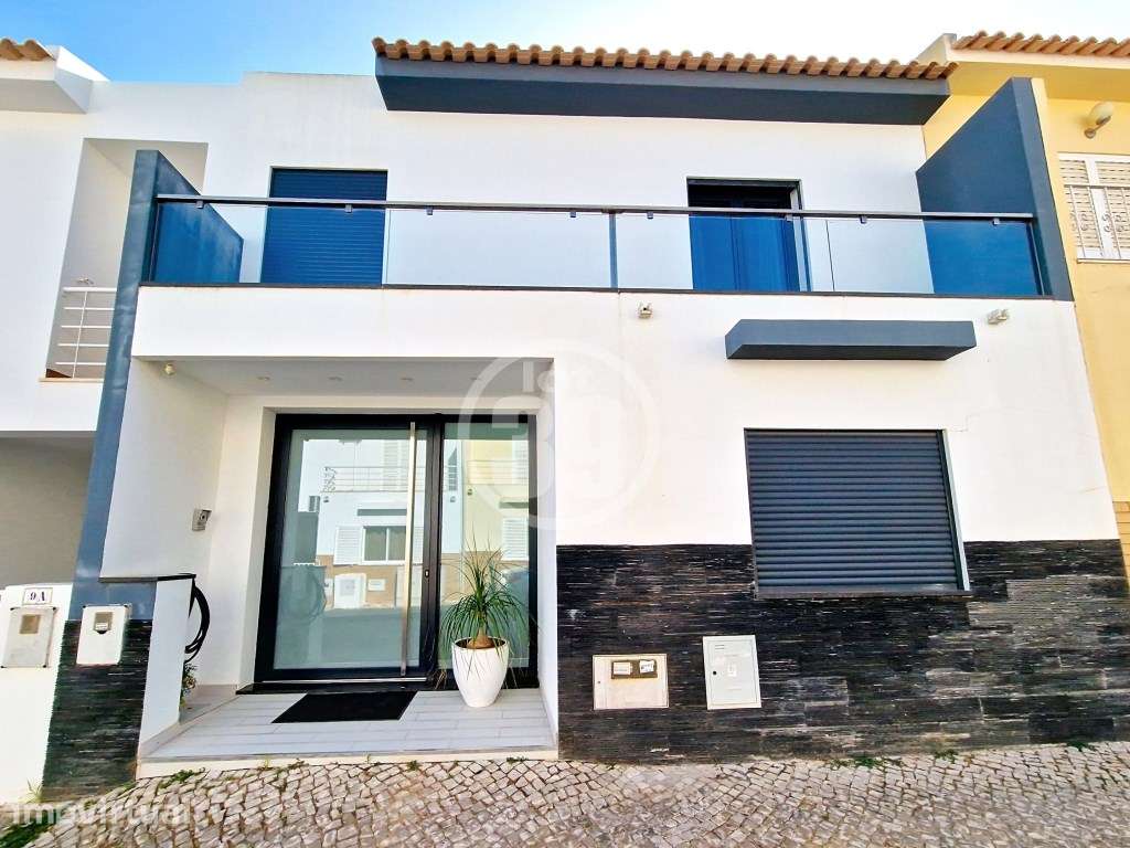 Moradia com 3 quartos totalmente renovada com acabamentos e equipam... - Grande imagem: 3/36