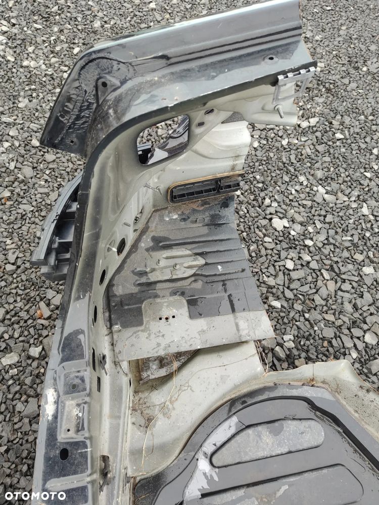 MERCEDES W212 Sedan Pas Tylny ĆWIARTKA Dupa ŚCIANA Wanna 197 - 7