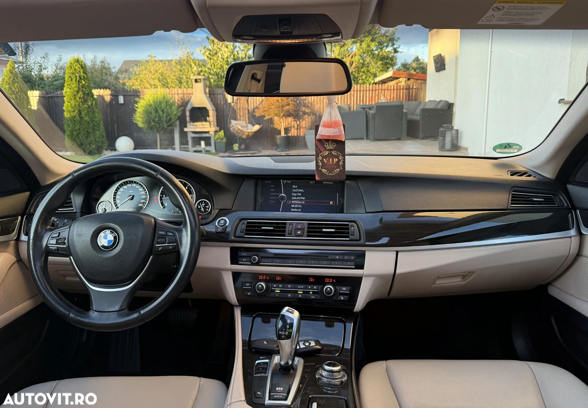 BMW Seria 5 525d Touring Aut. Luxury Line - 7